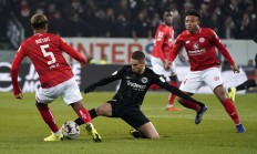 1xBit体育中国官网-包含美因茨主场告负，再次遭遇失利的词条