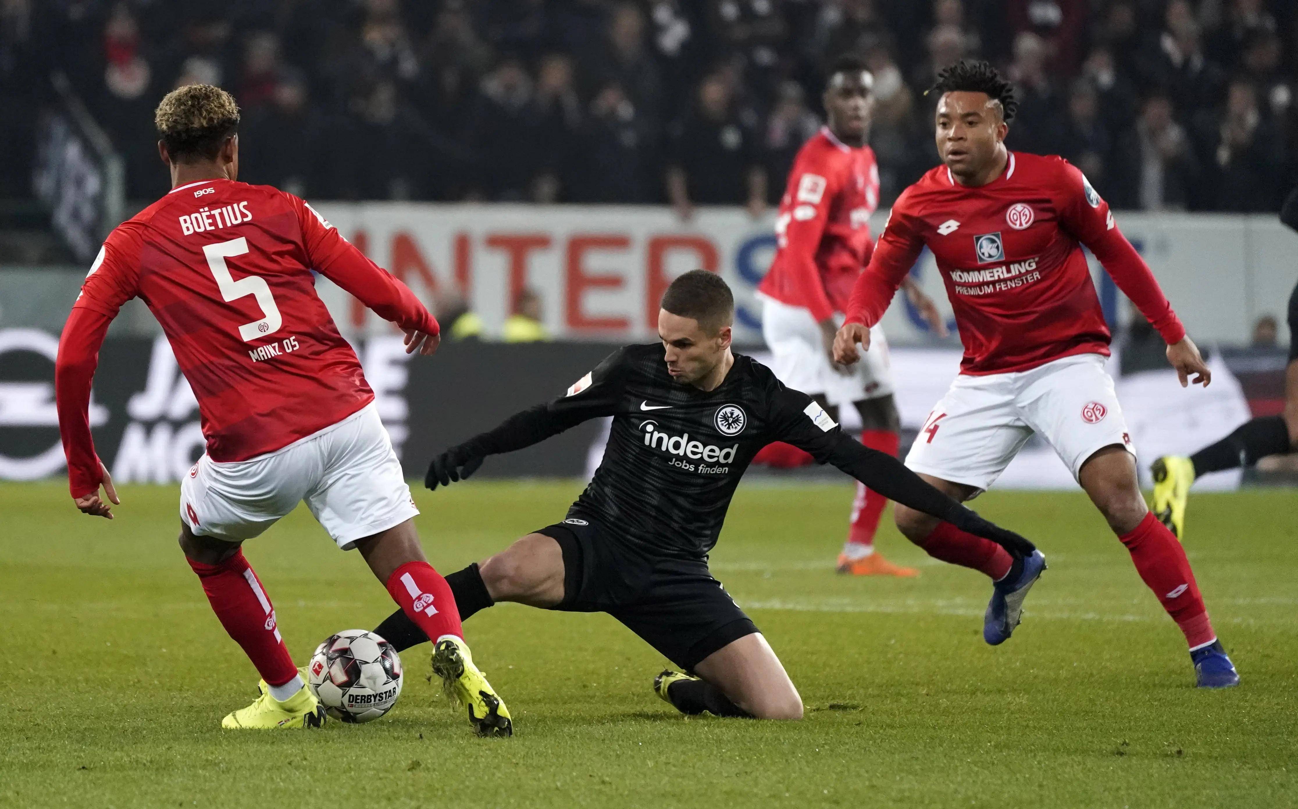 包含美因茨主场告负，再次遭遇失利的词条